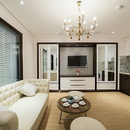Hong Gia Tue Apartment Hanoi Buitenkant foto